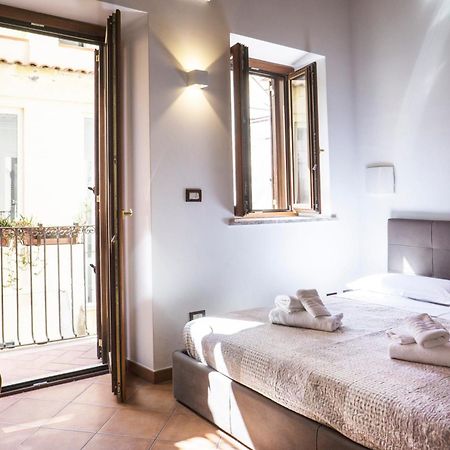 Tina House - Il Cortile Nel Centro Storico Di Taormina Apartment Ngoại thất bức ảnh