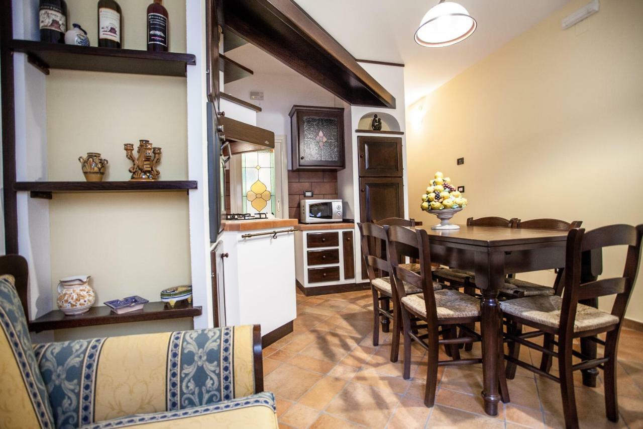 Tina House - Il Cortile Nel Centro Storico Di Taormina Apartment Ngoại thất bức ảnh